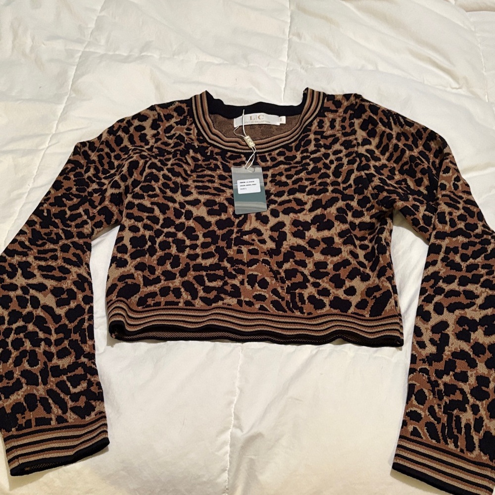 Chic Animal Print Crew Neck Sweater